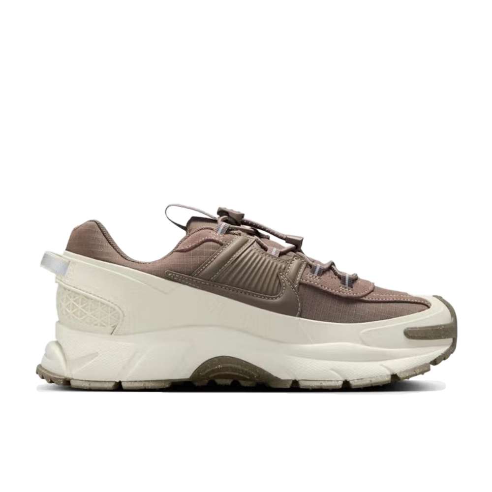 Nike Vomero 5 Roam Soft Comfor - огляд і ціна Nike Shoes Air Max 90